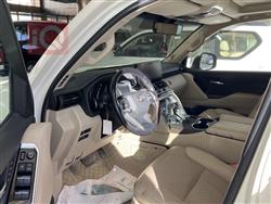 تۆیۆتا لاند کروزەر